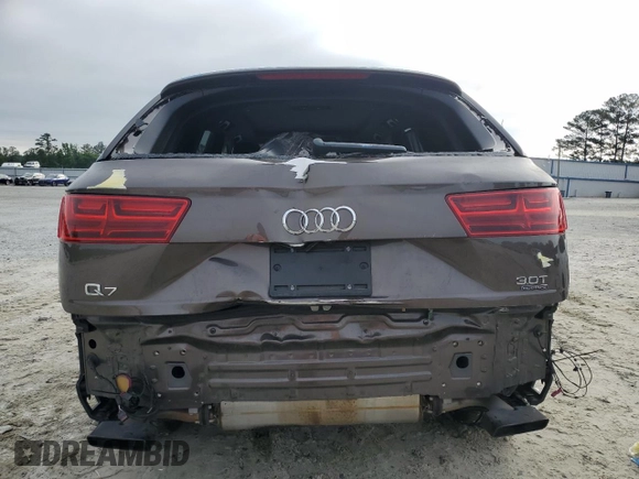 2018 Audi Q7 Prestige z VIN WA1VAAF72JD023846, wystawiony jako Copart lot #56016385 z przebiegiem 55 626 mil mil oraz Szkoda całkowita • Salvage title. Historia ofert i sprzedaży dostępna na DreamBid. Obrazek 6.