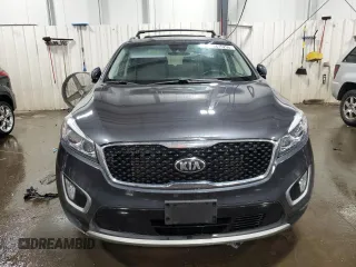 2018 Kia Sorento EX z VIN 5XYPHDA58JG422604, wystawiony jako Copart lot #60475255 z przebiegiem 100 018 mil mil oraz Szkoda całkowita • Salvage title. Historia ofert i sprzedaży dostępna na DreamBid. Obrazek 5.