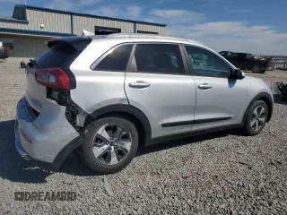 2017 Kia Niro EX with VIN KNDCC3LC8H5037260, listed as a Copart auction lot 48486795 with 58,025 mi miles and Salvage Title. Bid and sale history available at carsss.com. Image 3.