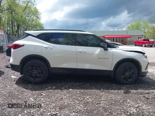 2021 Chevrolet Blazer LT с VIN 3GNKBHRS1MS569998, выставлен на аукционе IAAI как лот 42178844 с пробегом 55 969 миль миль и . История ставок и продаж доступна на DreamBid. Изображение 14.