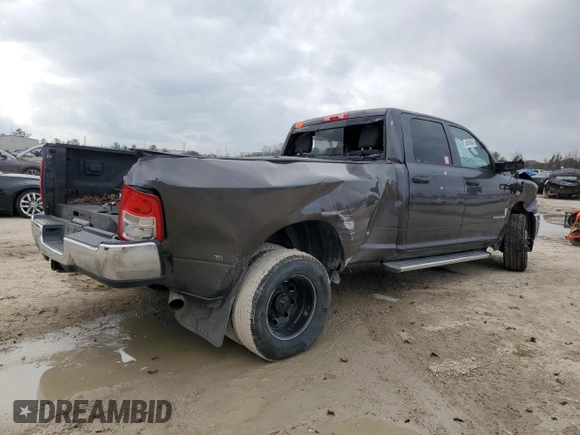 2021 Ram 3500 Tradesman with VIN 3C63RRGL3MG514716, listed as a Copart auction lot 44049845 with 587,358 mi miles and Salvage Title. Bid and sale history available at carsss.com. Image 3.