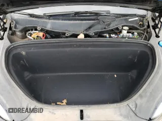 2017 Tesla Model X 90D z VIN 5YJXCBE2XHF060912, wystawiony jako Copart lot #85946834 z przebiegiem 135 277 mil mil oraz Szkoda całkowita • Salvage title. Historia ofert i sprzedaży dostępna na DreamBid. Obrazek 12.
