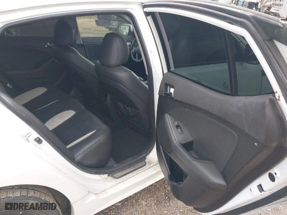 2013 Kia Optima SX w/Limited Pkg with VIN 5XXGR4A62DG249628, listed as a IAAI auction lot 41899068 with 125,947 mi miles. Bid and sale history available at carsss.com. Image 8.