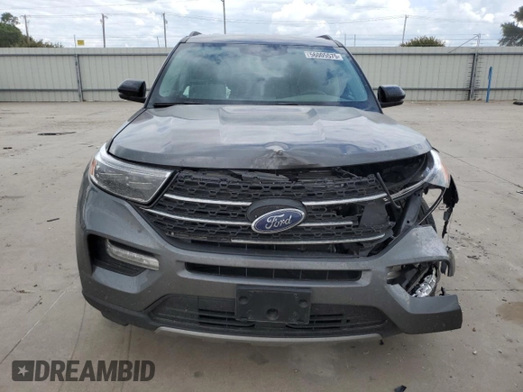 2024 Ford Explorer XLT with VIN 1FMSK8DH2RGA86199, listed as a Copart auction lot 56005575 with 18,083 mi miles and Salvage title. Bid and sale history available at DreamBid. Image 5.