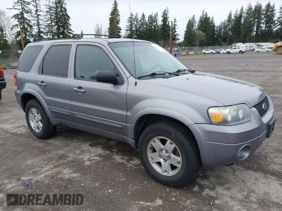 2007 Ford Escape Limited with VIN 1FMCU94147KA30136, listed as a IAAI auction lot 41896592 with 196,340 mi miles. Bid and sale history available at carsss.com. Image 1.
