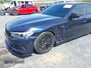 2018 BMW 5 Series 540i с VIN WBAJE5C55JG918407, выставлен на аукционе IAAI как лот 42326980 с пробегом 89 318 миль миль и . История ставок и продаж доступна на DreamBid. Изображение 6.