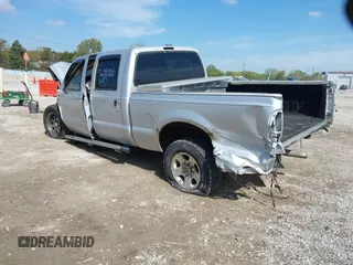 2006 Ford F-250 XL z VIN 1FTSW21P96EB85059, wystawiony jako IAAI lot #42202995 z przebiegiem 161 675 mil mil oraz . Historia ofert i sprzedaży dostępna na DreamBid. Obrazek 3.