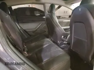 2022 Tesla Model 3 z VIN 5YJ3E1EAXNF313989, wystawiony jako Copart lot #88564835 z przebiegiem 35 407 mil mil oraz Szkoda całkowita • Salvage title. Historia ofert i sprzedaży dostępna na DreamBid. Obrazek 11.