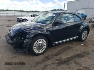 2013 Volkswagen Beetle 2.5L с VIN 3VWJP7AT1DM670206, выставлен на аукционе Copart как лот 53427425 с пробегом 131 700 миль миль и Чистый • Clean title. История ставок и продаж доступна на DreamBid. Изображение 1.