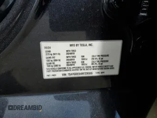 2024 Tesla Model Y z VIN 7SAYGDED4RF206585, wystawiony jako Copart lot #54161715 z przebiegiem 4 228 mil mil oraz Szkoda całkowita • Salvage title. Historia ofert i sprzedaży dostępna na DreamBid. Obrazek 12.