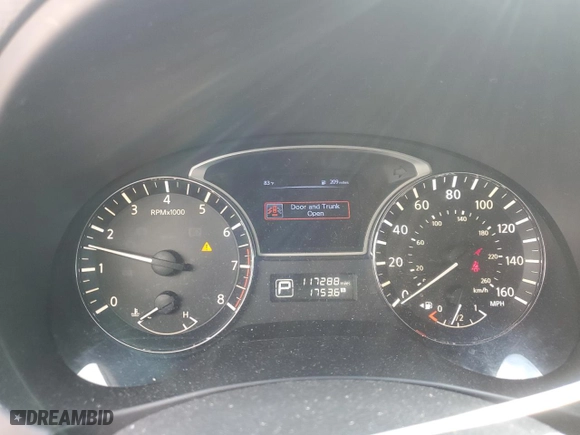 2015 Nissan Altima 2.5 with VIN 1N4AL3AP8FC485087, listed as a Copart auction lot 52413935 with 117,288 mi miles and Salvage Title. Bid and sale history available at carsss.com. Image 9.