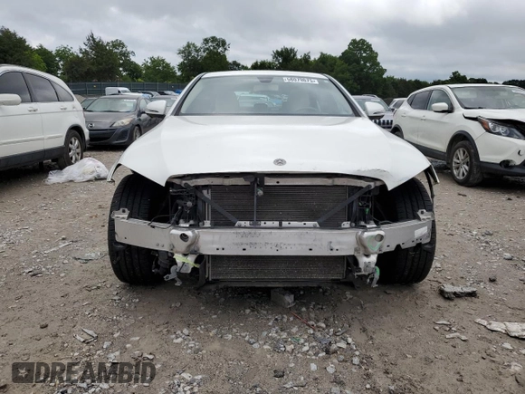 2019 Mercedes-Benz E 300 z VIN WDDZF4KBXKA489277, wystawiony jako Copart lot #58079675 z przebiegiem 75 384 mil mil oraz Szkoda całkowita • Salvage title. Historia ofert i sprzedaży dostępna na DreamBid. Obrazek 5.