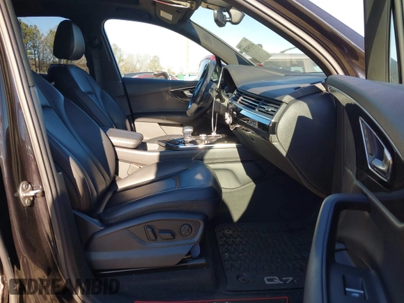 2019 Audi Q7 Prestige with VIN WA1VAAF72KD020723, listed as a IAAI auction lot 41154320 with 63,159 mi miles. Bid and sale history available at carsss.com. Image 5.
