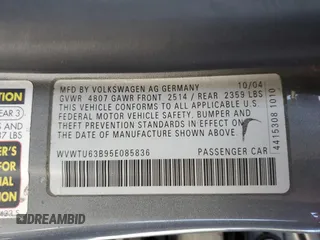 2005 Volkswagen Passat GLX z VIN WVWTU63B95E085836, wystawiony jako Copart lot #67782394 z przebiegiem 125 315 mil mil oraz Szkoda całkowita • Salvage title. Historia ofert i sprzedaży dostępna na DreamBid. Obrazek 12.