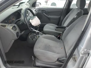 2001 Ford Focus SE with VIN 1FAFP34311W117795, listed as a Copart auction lot 44919825 with 198,412 mi miles and Salvage Title. Bid and sale history available at carsss.com. Image 7.
