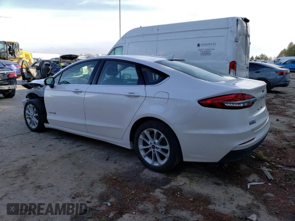 2019 Ford Fusion SE with VIN 3FA6P0LU8KR164934, listed as a Copart auction lot 43130343 with 135,678 mi miles and . Bid and sale history available at DreamBid. Image 2.