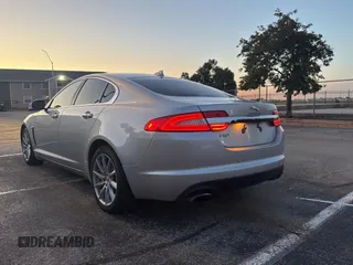 2015 Jaguar XF T Premium with VIN SAJWA0FS9FPU77950, listed as a Copart auction lot 55866875 with 93,149 mi miles and Clean Title. Bid and sale history available at DreamBid. Image 3.