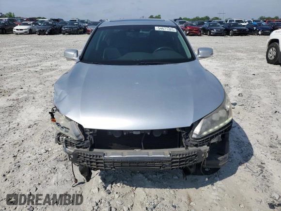 2013 Honda Accord Touring z VIN 1HGCR3F99DA031887, wystawiony jako Copart lot #54671325 z przebiegiem 188 879 mil mil oraz Szkoda całkowita • Salvage title. Historia ofert i sprzedaży dostępna na DreamBid. Obrazek 5.