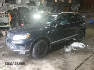 2017 Volkswagen Touareg Wolfsburg Edition с VIN WVGRF7BP4HD000477, выставлен на аукционе Copart как лот 46334275 с пробегом Не указан миль и На запчасти • Non repairable. История ставок и продаж доступна на DreamBid. Изображение 1.