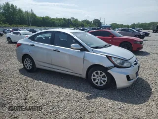 2012 Hyundai Accent GLS z VIN KMHCT4AEXCU081121, wystawiony jako Copart lot #54296235 z przebiegiem 168 986 mil mil oraz Szkoda całkowita • Salvage title. Historia ofert i sprzedaży dostępna na DreamBid. Obrazek 4.