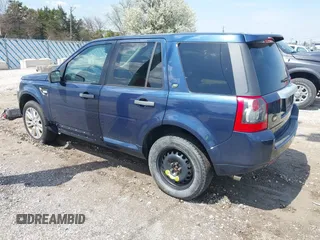 2010 Land Rover LR2 HSE z VIN SALFR2BN7AH176334, wystawiony jako IAAI lot #42094561 z przebiegiem 210 933 mil mil oraz . Historia ofert i sprzedaży dostępna na DreamBid. Obrazek 3.