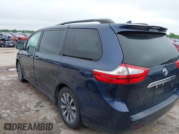 2019 Toyota Sienna XLE Auto Access Seat z VIN 5TDYZ3DC5KS003944, wystawiony jako IAAI lot #42206246 z przebiegiem 60 835 mil mil oraz . Historia ofert i sprzedaży dostępna na DreamBid. Obrazek 3.