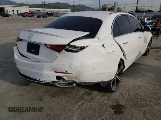 2022 Mercedes-Benz C 300 z VIN W1KAF4GB8NR016943, wystawiony jako Copart lot #36176613 z przebiegiem 21 591 mil mil oraz . Historia ofert i sprzedaży dostępna na DreamBid. Obrazek 3.