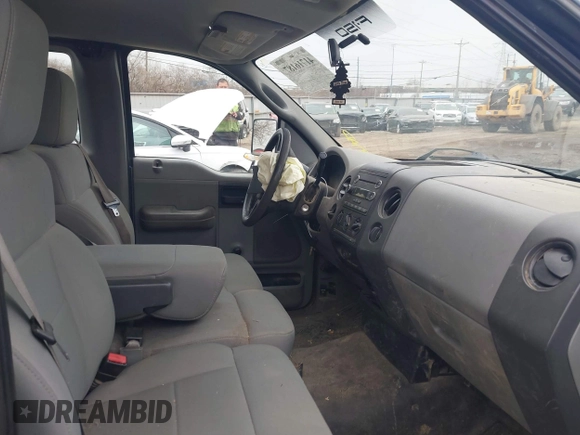 2008 Ford F-150 XL with VIN 1FTRF12238KB73263, listed as a IAAI auction lot 41716187 with Not Provided miles. Bid and sale history available at carsss.com. Image 5.