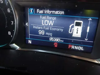 2021 Chevrolet Equinox LT z VIN 2GNAXUEVXM6103006, wystawiony jako IAAI lot #41931128 z przebiegiem 95 390 mil mil oraz . Historia ofert i sprzedaży dostępna na DreamBid. Obrazek 15.