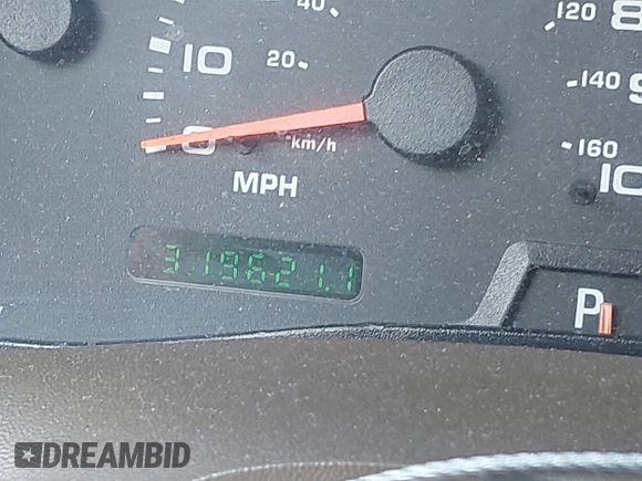 2004 Ford F-250 XL with VIN 1FTNW21P44EB35163, listed as a IAAI auction lot 42489245 with 319,621 mi miles and . Bid and sale history available at DreamBid. Image 15.