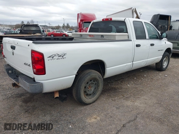 2007 Dodge 1500 ST with VIN 1D7HU18P27J600043, listed as a IAAI auction lot 41625802 with 170,706 mi miles and . Bid and sale history available at DreamBid. Image 4.