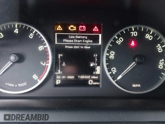 2016 Land Rover LR4 HSE with VIN SALAG2V61GA796537, listed as a IAAI auction lot 41630551 with 149,492 mi miles and . Bid and sale history available at DreamBid. Image 15.