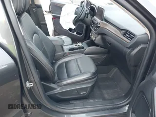 2020 Ford Escape Titanium Hybrid с VIN 1FMCU9DZ2LUB92948, выставлен на аукционе IAAI как лот 41886609 с пробегом Не указан миль и . История ставок и продаж доступна на DreamBid. Изображение 5.