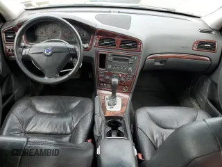 2008 Volvo S60 2.5T with VIN YV1RH592582688427, listed as a Copart auction lot 53025475 with 239,454 mi miles and Salvage Title. Bid and sale history available at carsss.com. Image 8.