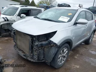 2015 Kia Sportage LX with VIN KNDPB3ACXF7727178, listed as a IAAI auction lot 41833374 with 189,297 mi miles and . Bid and sale history available at carsss.com. Image 2.