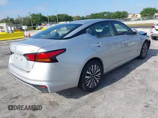 2023 Nissan Altima 2.5 SV with VIN 1N4BL4DV2PN351802, listed as a IAAI auction lot 41988895 with 48,677 mi miles. Bid and sale history available at carsss.com. Image 4.