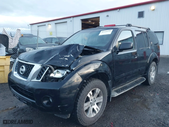 2010 Nissan Pathfinder SE with VIN 5N1AR1NB8AC626076, listed as a IAAI auction lot 41144235 with 172,709 mi miles. Bid and sale history available at carsss.com. Image 17.