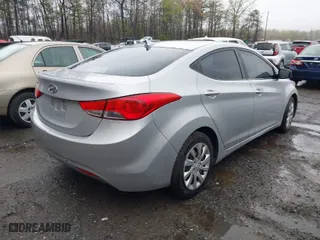 2011 Hyundai Elantra GLS PZEV with VIN 5NPDH4AE9BH027439, listed as a IAAI auction lot 41958232 with 1 mi miles. Bid and sale history available at carsss.com. Image 4.