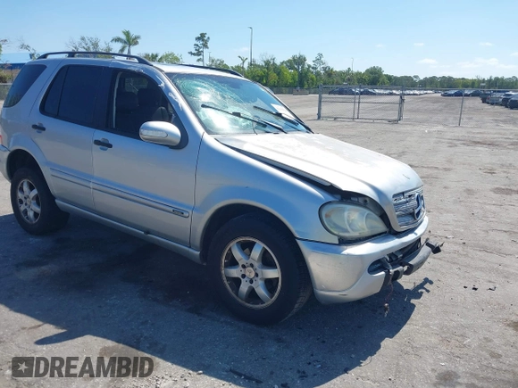 2004 Mercedes-Benz M 350 with VIN 4JGAB57E84A472827, listed as a IAAI auction lot 42135826 with 221,174 mi miles and . Bid and sale history available at DreamBid. Image 1.