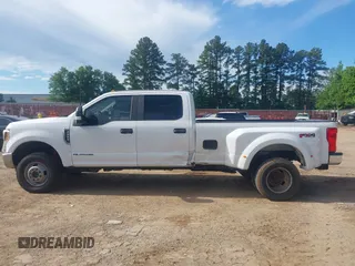 2017 Ford F-350 Lariat z VIN 1FT8W3DT7HEF47398, wystawiony jako IAAI lot #42211536 z przebiegiem 170 129 mil mil oraz . Historia ofert i sprzedaży dostępna na DreamBid. Obrazek 12.