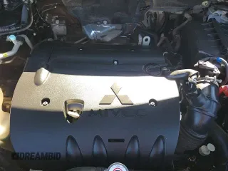 2018 Mitsubishi Outlander ES z VIN JA4AR3AU4JU018566, wystawiony jako Copart lot #83769245 z przebiegiem 138 468 mil mil oraz Czysty tytuł • Clean title. Historia ofert i sprzedaży dostępna na DreamBid. Obrazek 14.