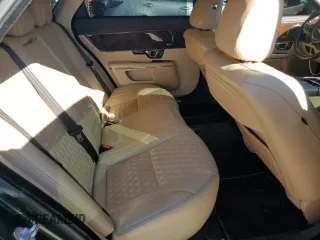 2016 Jaguar XJ Portfolio with VIN SAJWA2G71G8V94388, listed as a Copart auction lot 88039335 with Not provided miles and Clean title. Bid and sale history available at DreamBid. Image 10.