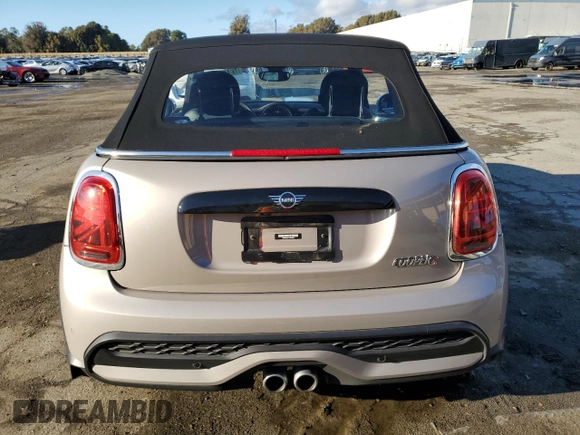 2024 MINI Convertible Cooper S с VIN WMW43DL01R3R80570, выставлен на аукционе Copart как лот 79773694 с пробегом 21 612 миль миль и Чистый • Clean title. История ставок и продаж доступна на DreamBid. Изображение 6.