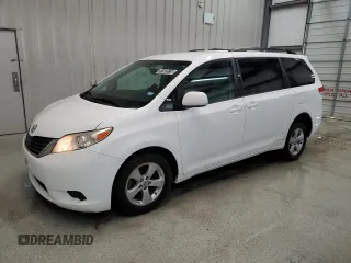 2011 Toyota Sienna LE AAS с VIN 5TDKK3DC3BS077339, выставлен на аукционе Copart как лот 51585515 с пробегом 138 711 миль миль и Чистый • Clean title. История ставок и продаж доступна на DreamBid. Изображение 1.