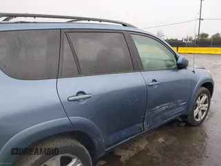2006 Toyota RAV4 Sport with VIN JTMZD32V266014784, listed as a IAAI auction lot 41582432 with 75,459 mi miles. Bid and sale history available at carsss.com. Image 13.
