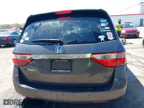 2012 Honda Odyssey EX-L with VIN 5FNRL5H68CB006686, listed as a IAAI auction lot 42039035 with 338,331 mi miles and . Bid and sale history available at carsss.com. Image 16.