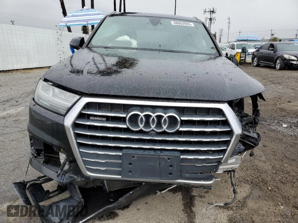 2017 Audi Q7 Premium Plus with VIN WA1LAAF78HD021987, listed as a Copart auction lot 48603955 with 100,617 mi miles and Salvage Title. Bid and sale history available at carsss.com. Image 5.