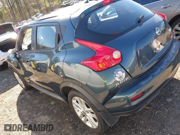 2014 Nissan Juke SV with VIN JN8AF5MRXET450113, listed as a IAAI auction lot 41861072 with 137,902 mi miles and . Bid and sale history available at carsss.com. Image 3.