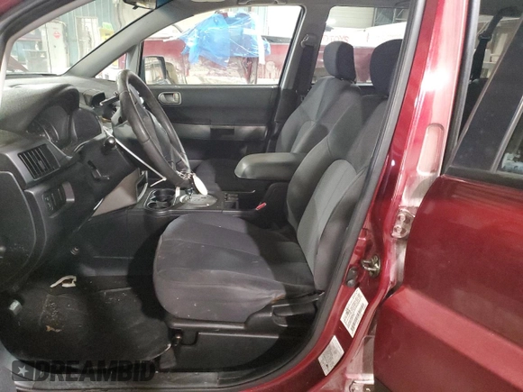 2004 Mitsubishi Endeavor LS with VIN 4A4MN21S84E033148, listed as a Copart auction lot 44059425 with 95,270 mi miles and Salvage Title. Bid and sale history available at carsss.com. Image 7.