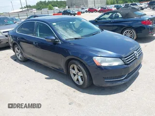 2012 Volkswagen Passat SE with VIN 1VWBH7A33CC017183, listed as a IAAI auction lot 42466566 with 266,908 mi miles and . Bid and sale history available at DreamBid. Image 1.